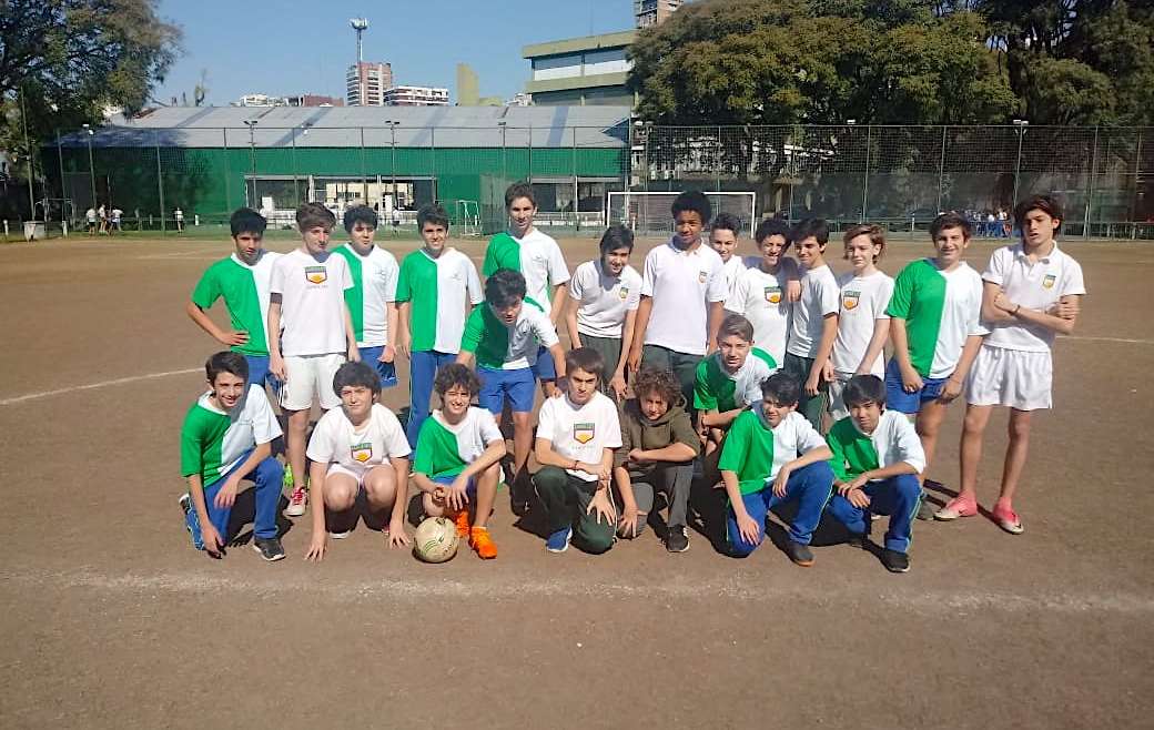 Encuentro deportivo de alumnos de 1º y 2º año con el colegio González Pecotche
