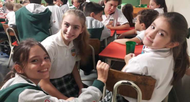 1º grado conoció a sus padrinos y madrinas de 7º grado