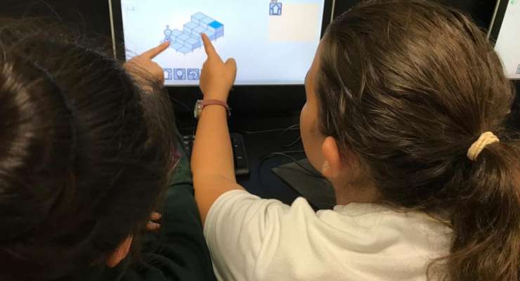 6º grado tuvo su primer clase de Robótica