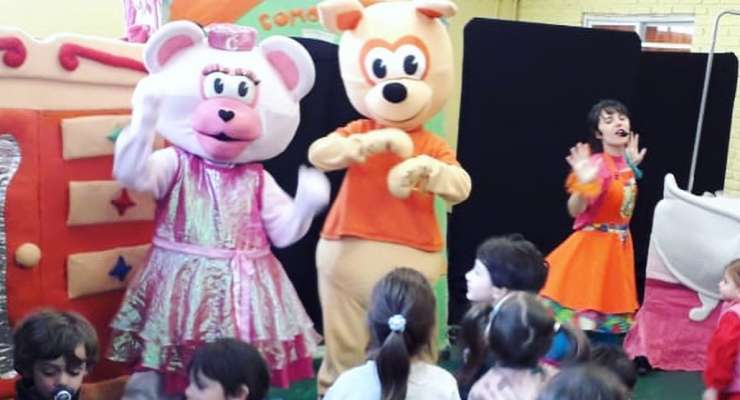 Kinder festejó con “Historias de Placard”