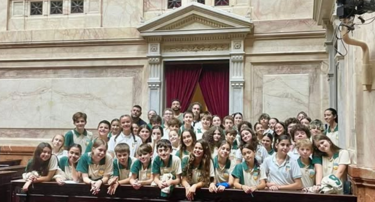 7° grado visitó el Congreso Nacional